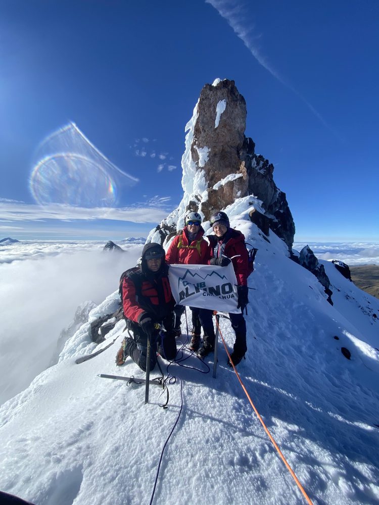 Carihuairazo — PEAKS Ecuador