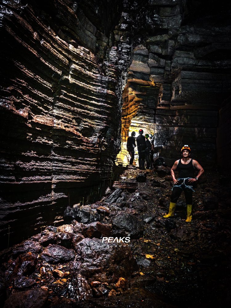Cueva de los Tayos — PEAKS Ecuador